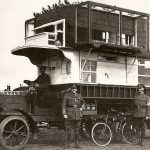 Bus tipo B de Londres, convertido en palomar en uso en el norte francés y en Bélgica, Primera Guerra Mundial